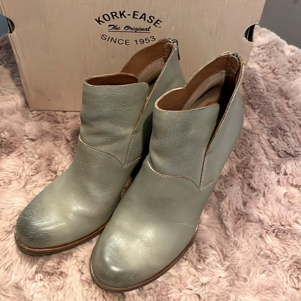 The Original Kork-Ease Grey Leather Castaneda Ankle Bootie